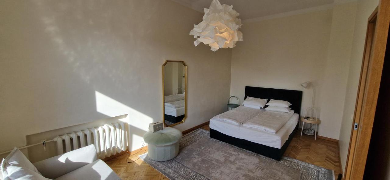 Tyzen39&38 Luxury Apartment Вильнюс Экстерьер фото