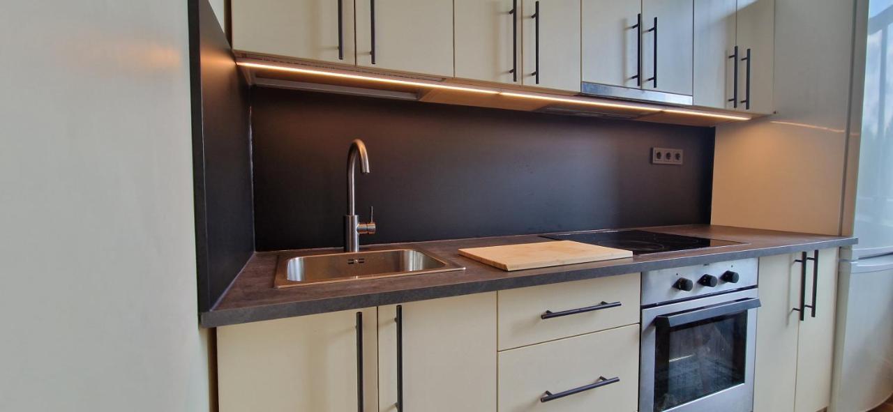 Tyzen39&38 Luxury Apartment Вильнюс Экстерьер фото