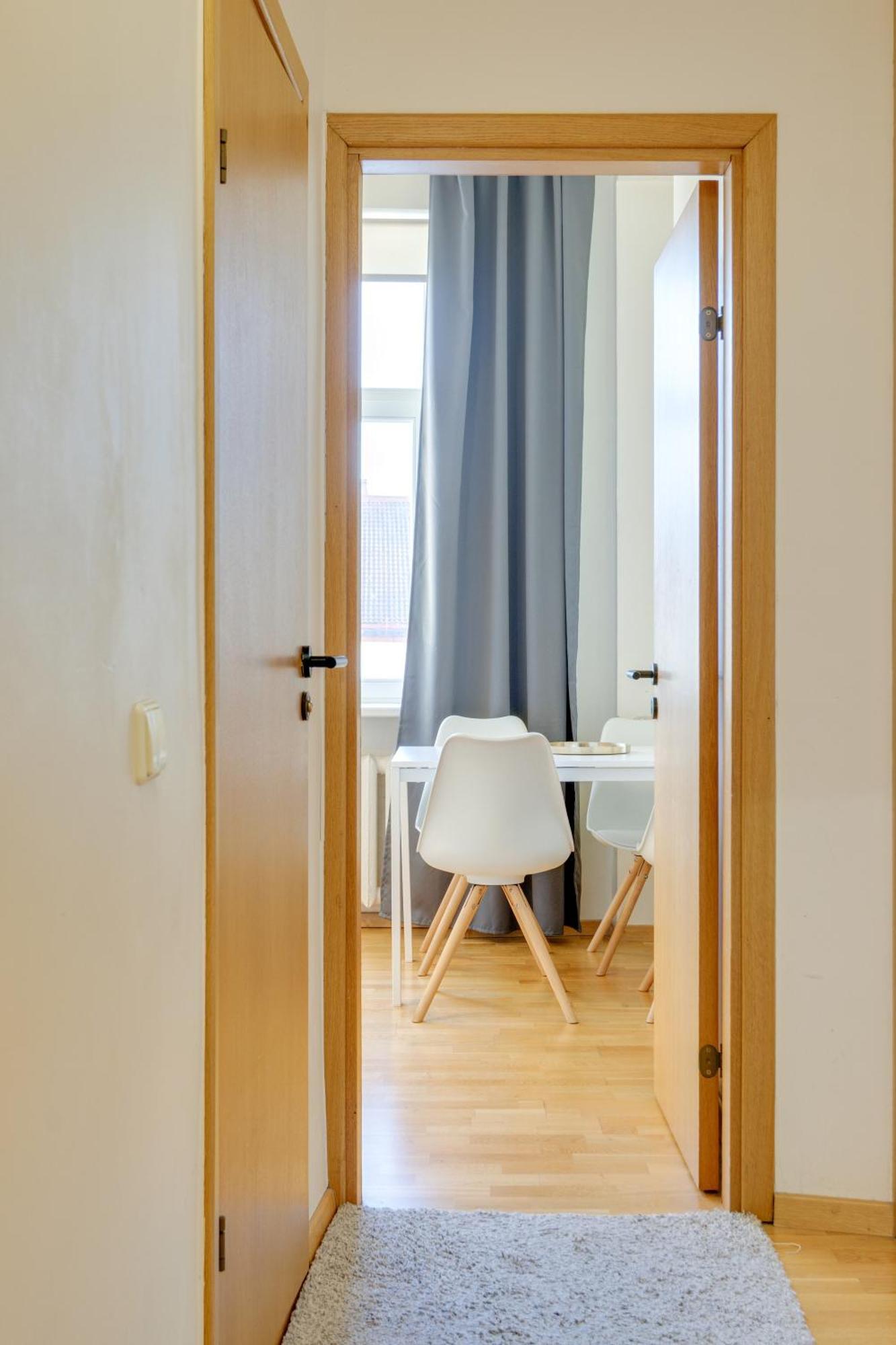 Tyzen39&38 Luxury Apartment Вильнюс Экстерьер фото