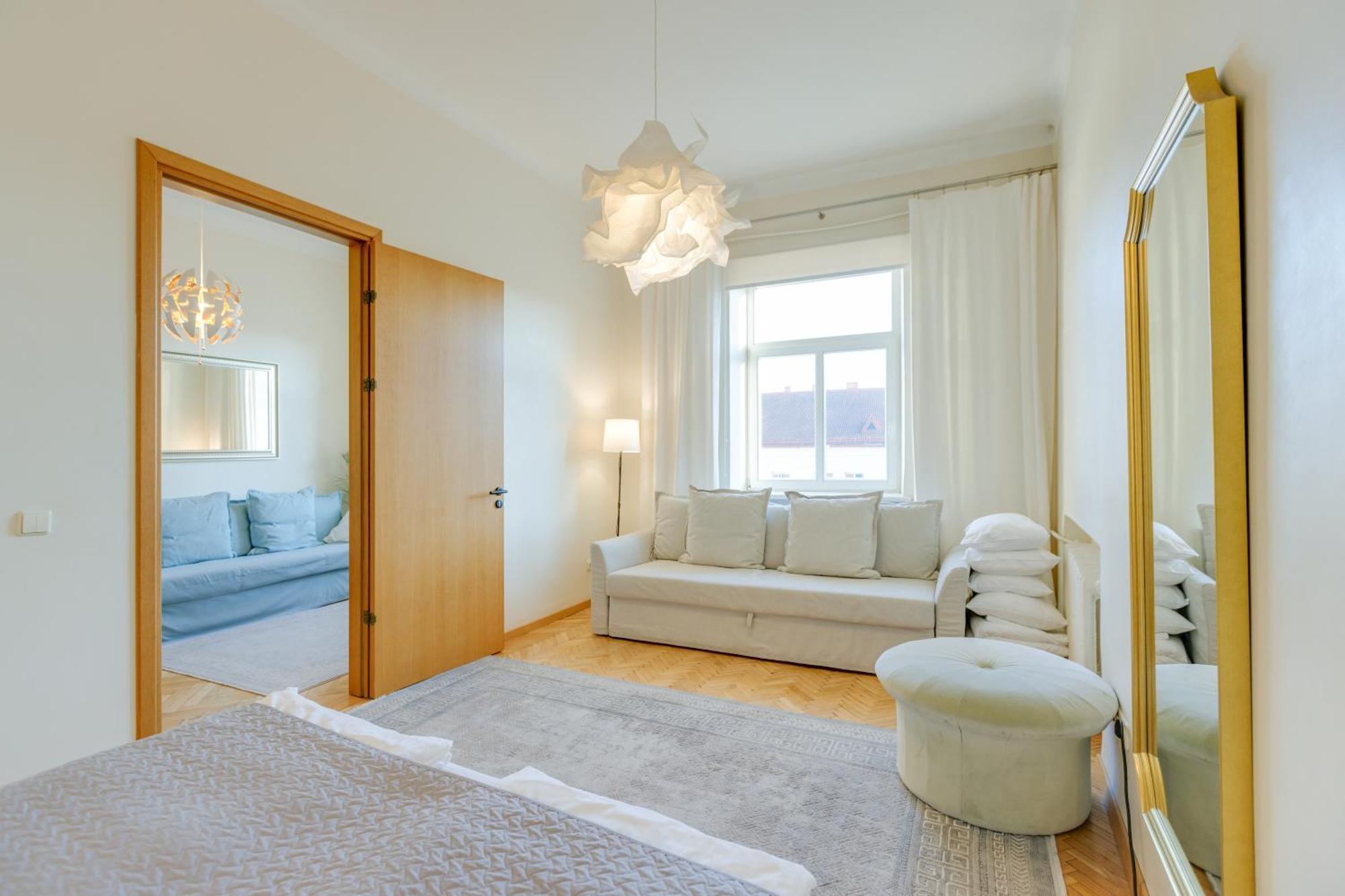 Tyzen39&38 Luxury Apartment Вильнюс Экстерьер фото